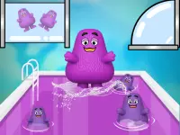 image bg Grimace Shake Slide